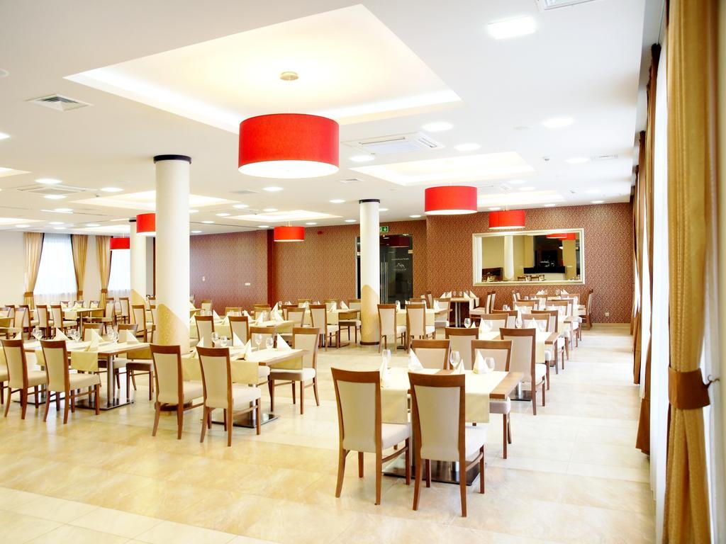 Hotel Austeria Conference & Spa Ciechocinek Exterior photo